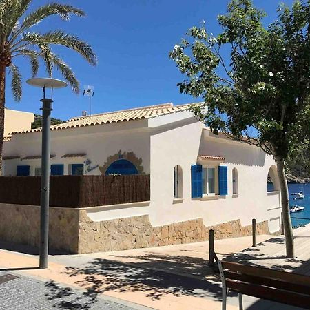 Hébergement front de mer Lejlighed Sant Elm Eksteriør billede
